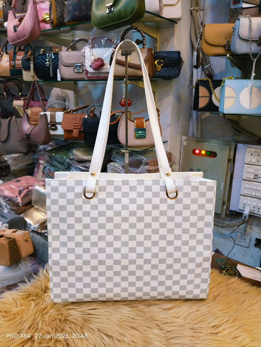 LV Totes